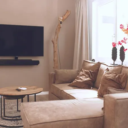 Luxe Woning Bubbles! Met Airco En Parkeren Op Eigen Grond *