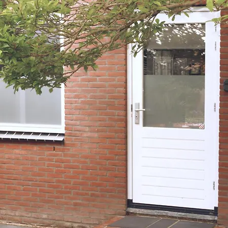 Luxe Woning Bubbles! Met Airco En Parkeren Op Eigen Grond * Castricum